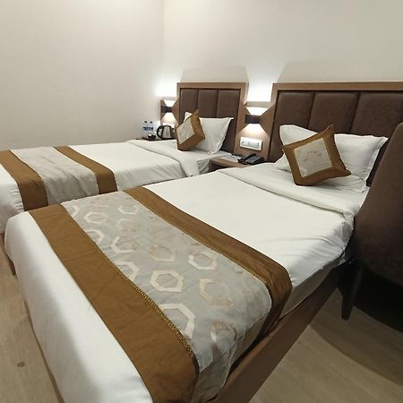 Hotel Beverly Palace Santacruz - Near Bkc - Mumbai Airport T1 Ngoại thất bức ảnh