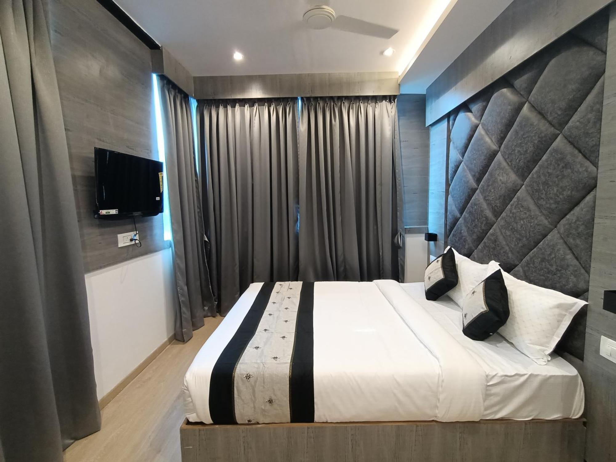 Hotel Beverly Palace Santacruz - Near Bkc - Mumbai Airport T1 Ngoại thất bức ảnh