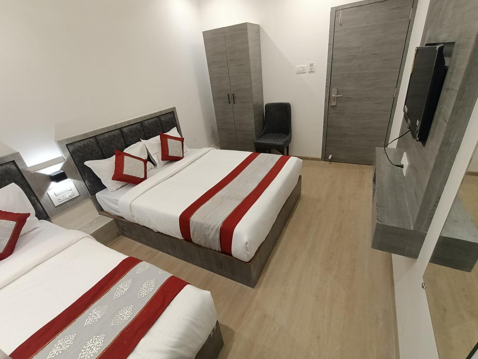 Hotel Beverly Palace Santacruz - Near Bkc - Mumbai Airport T1 Ngoại thất bức ảnh