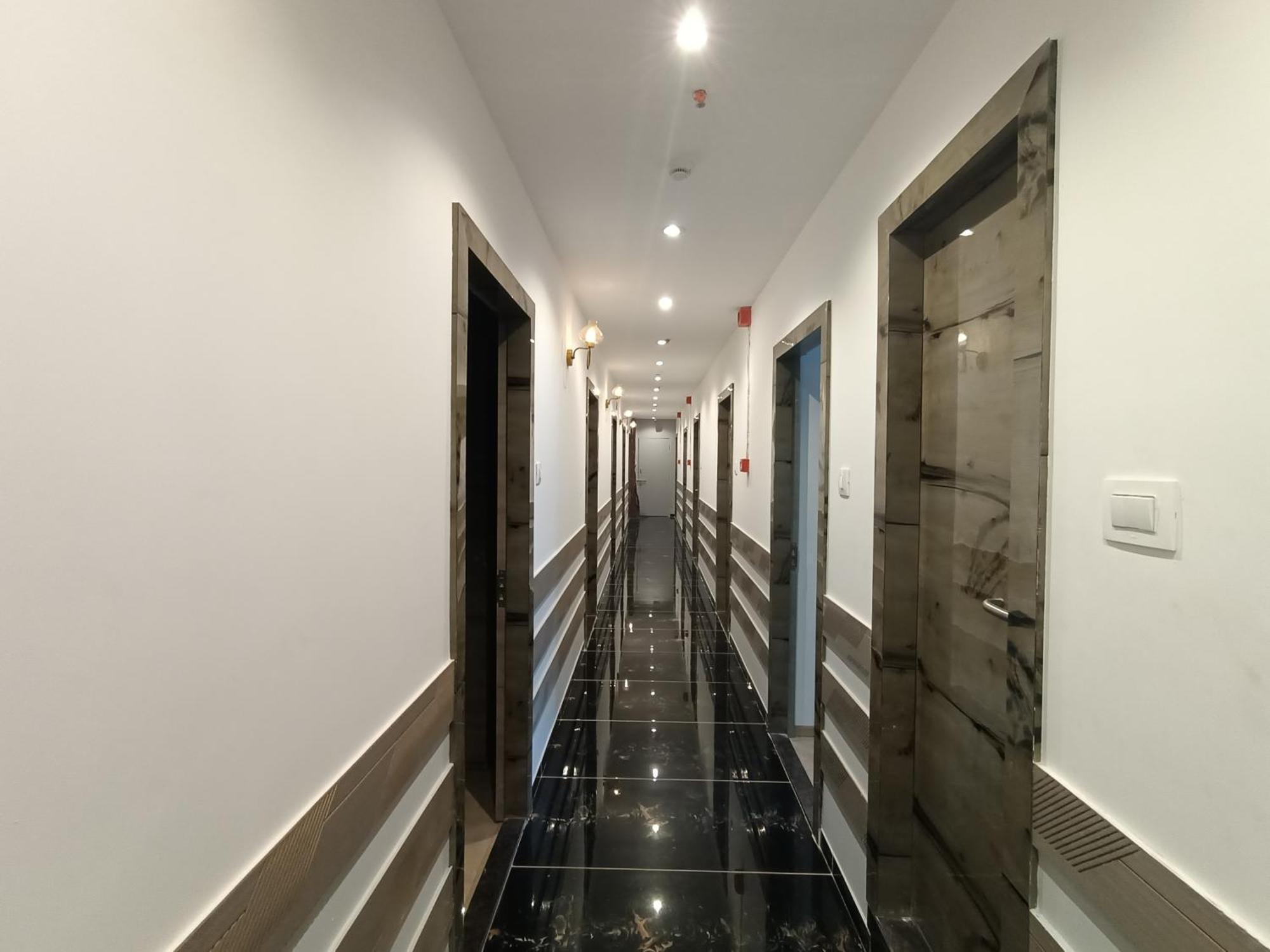 Hotel Beverly Palace Santacruz - Near Bkc - Mumbai Airport T1 Ngoại thất bức ảnh