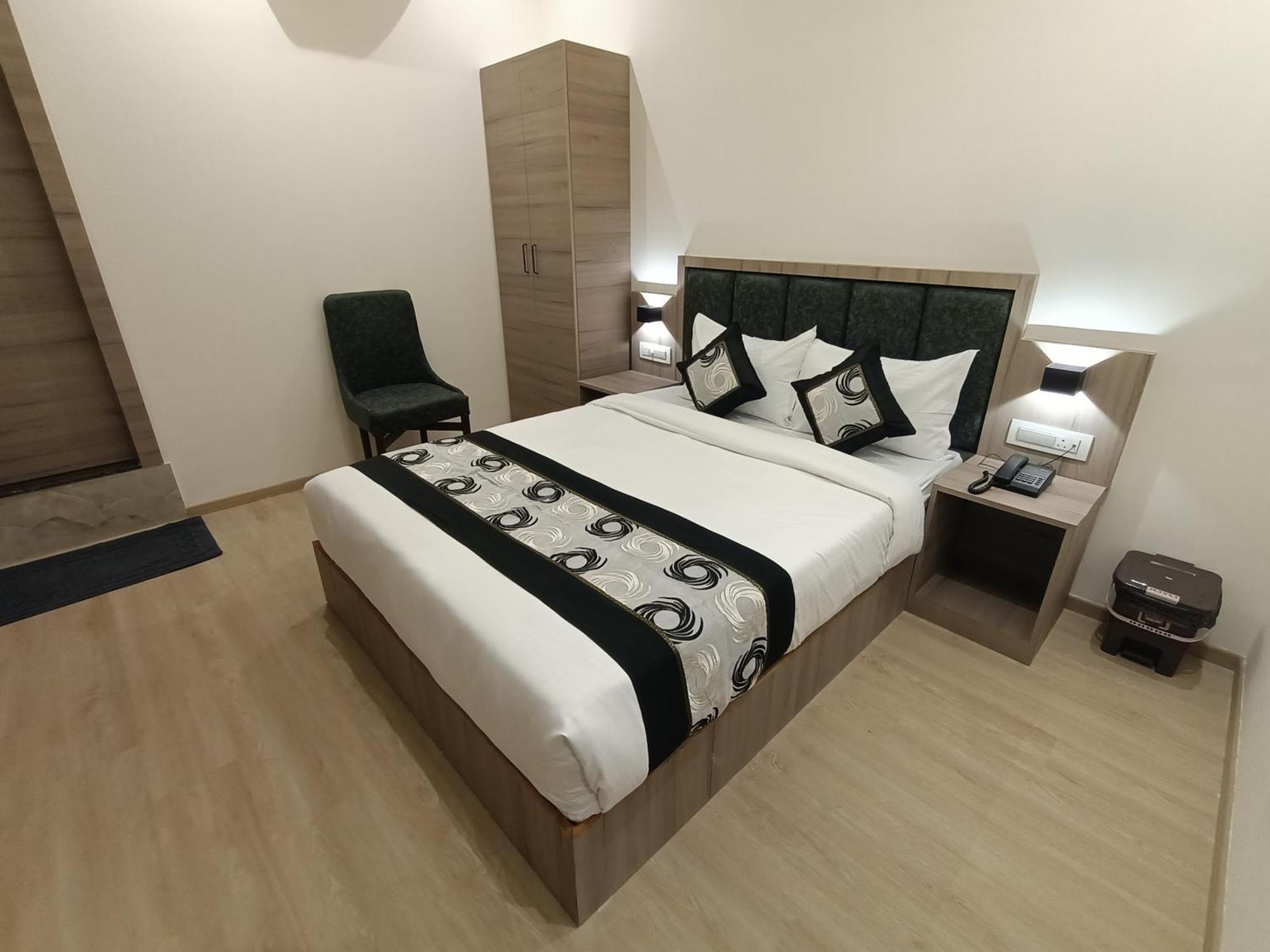 Hotel Beverly Palace Santacruz - Near Bkc - Mumbai Airport T1 Ngoại thất bức ảnh
