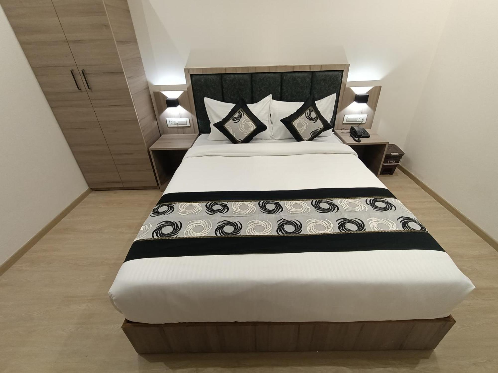 Hotel Beverly Palace Santacruz - Near Bkc - Mumbai Airport T1 Ngoại thất bức ảnh