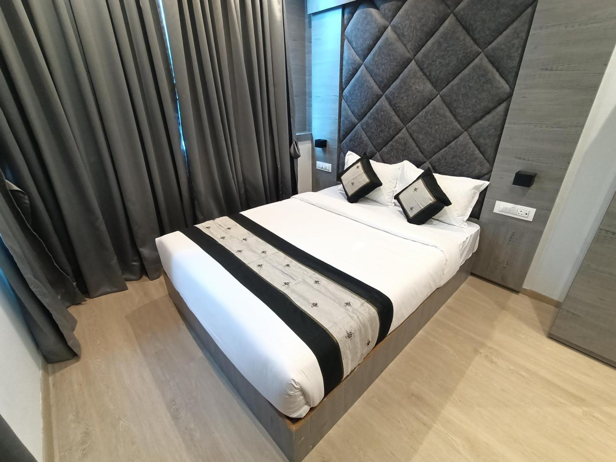 Hotel Beverly Palace Santacruz - Near Bkc - Mumbai Airport T1 Ngoại thất bức ảnh