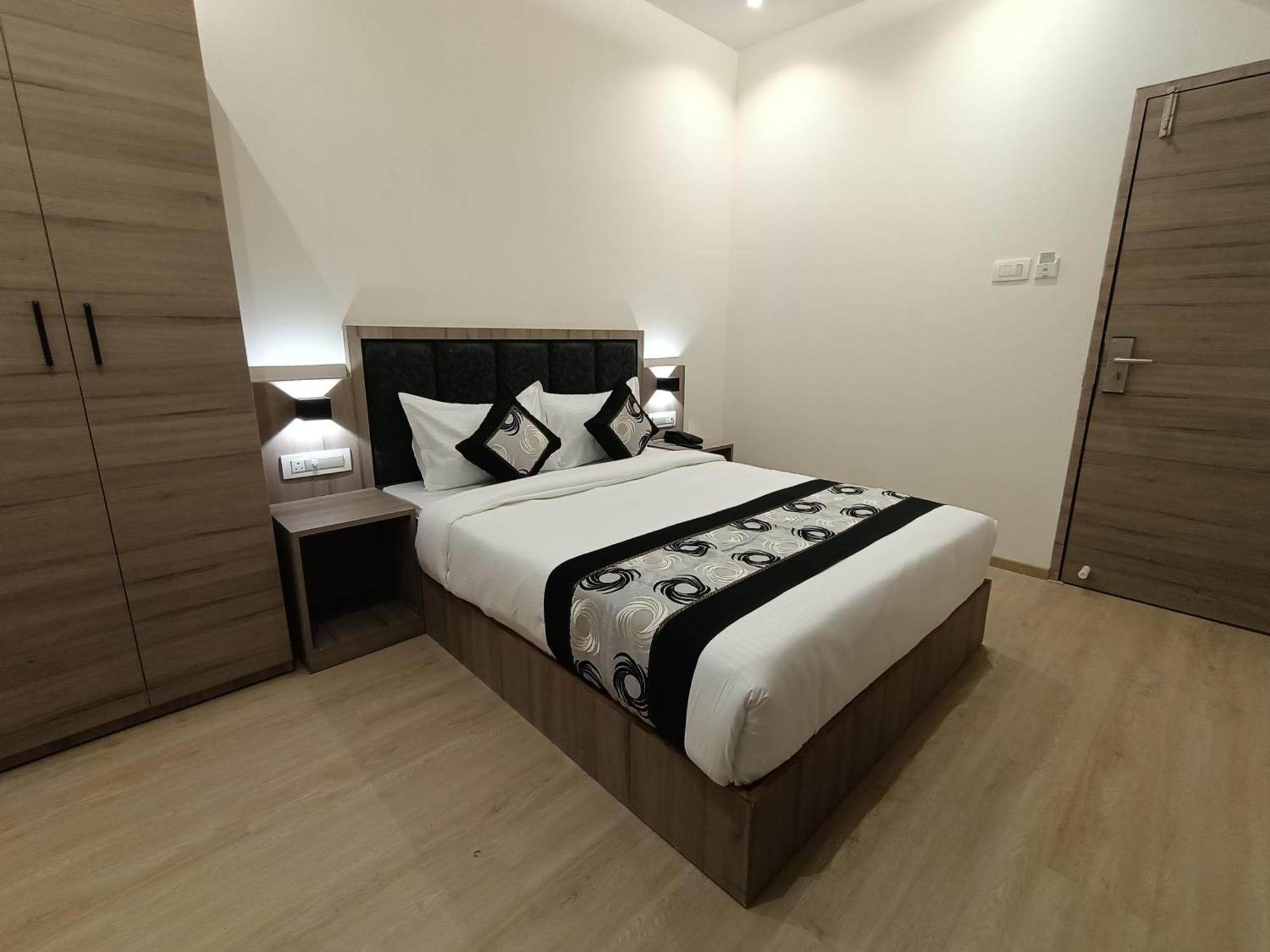 Hotel Beverly Palace Santacruz - Near Bkc - Mumbai Airport T1 Ngoại thất bức ảnh