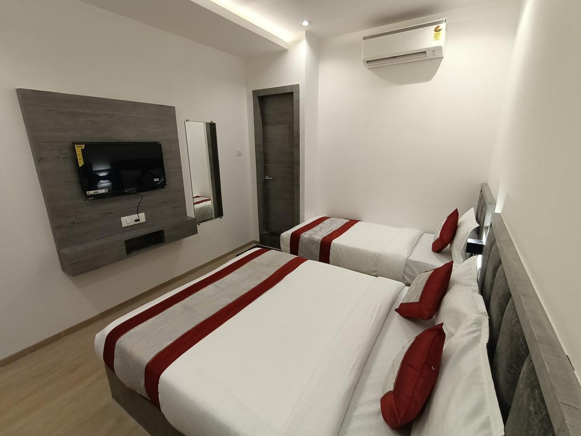 Hotel Beverly Palace Santacruz - Near Bkc - Mumbai Airport T1 Ngoại thất bức ảnh
