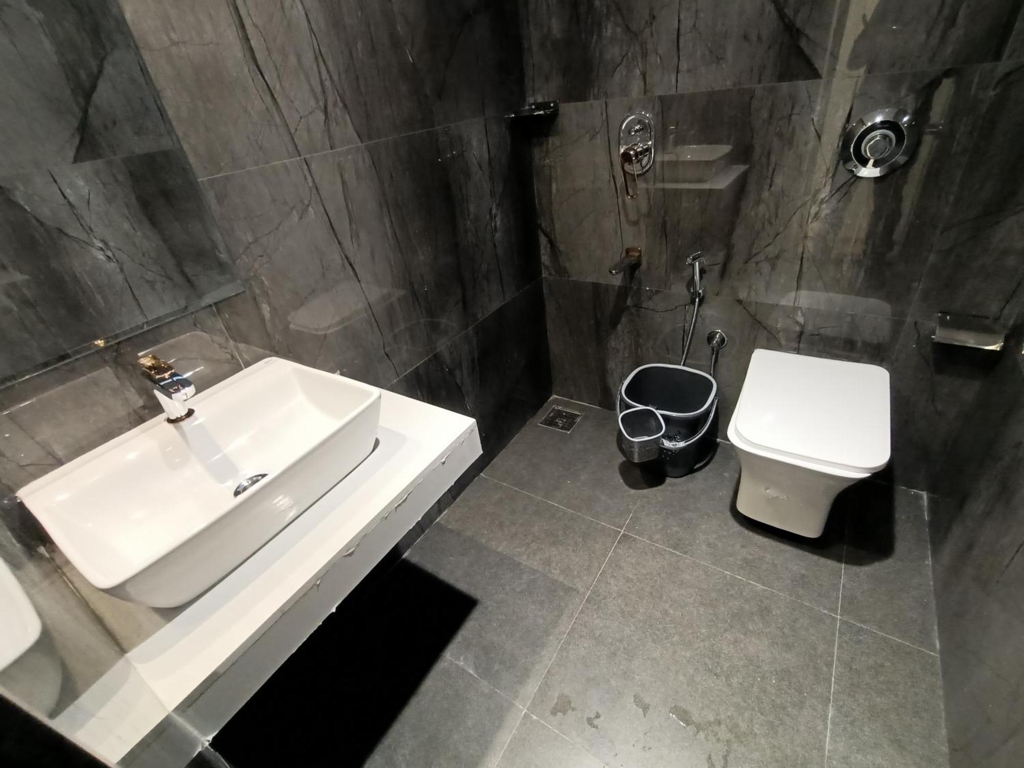 Hotel Beverly Palace Santacruz - Near Bkc - Mumbai Airport T1 Ngoại thất bức ảnh