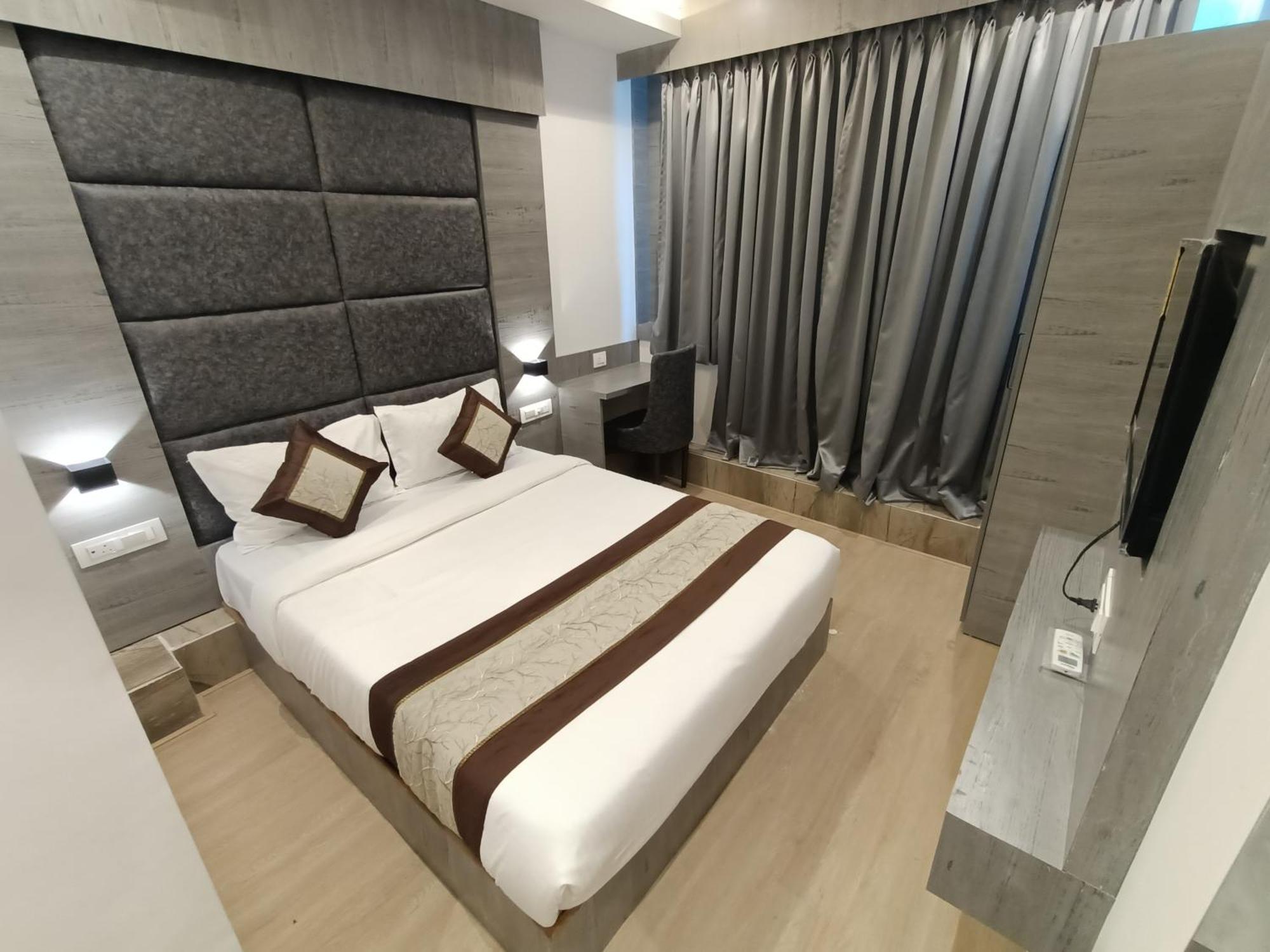 Hotel Beverly Palace Santacruz - Near Bkc - Mumbai Airport T1 Ngoại thất bức ảnh