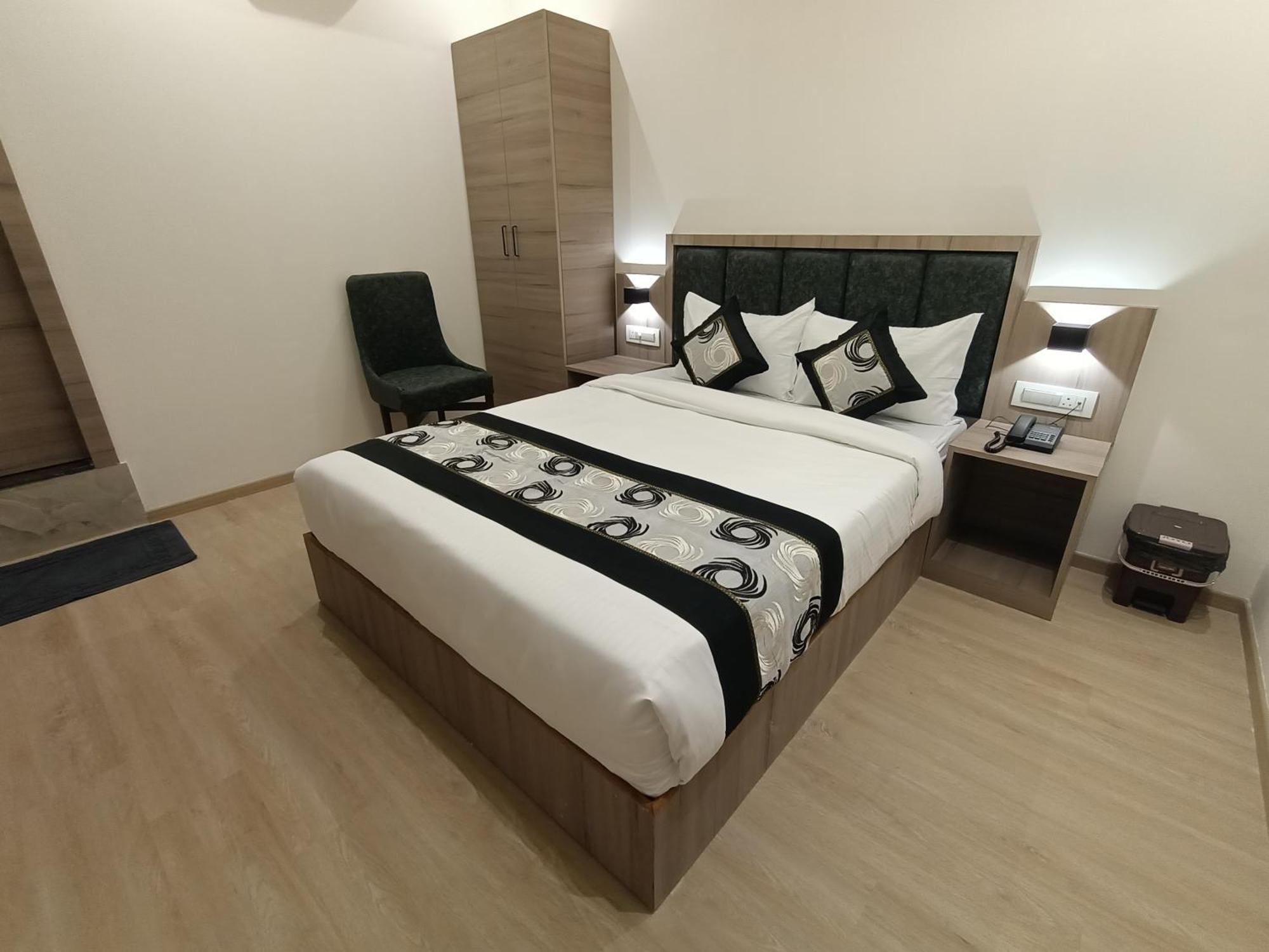 Hotel Beverly Palace Santacruz - Near Bkc - Mumbai Airport T1 Ngoại thất bức ảnh