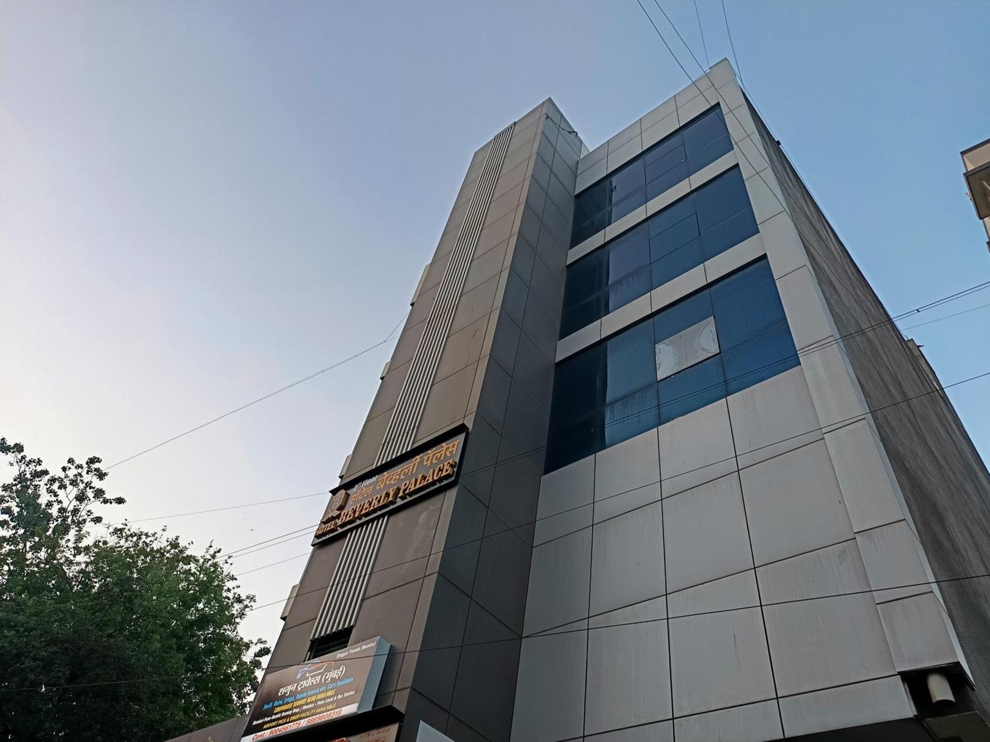 Hotel Beverly Palace Santacruz - Near Bkc - Mumbai Airport T1 Ngoại thất bức ảnh