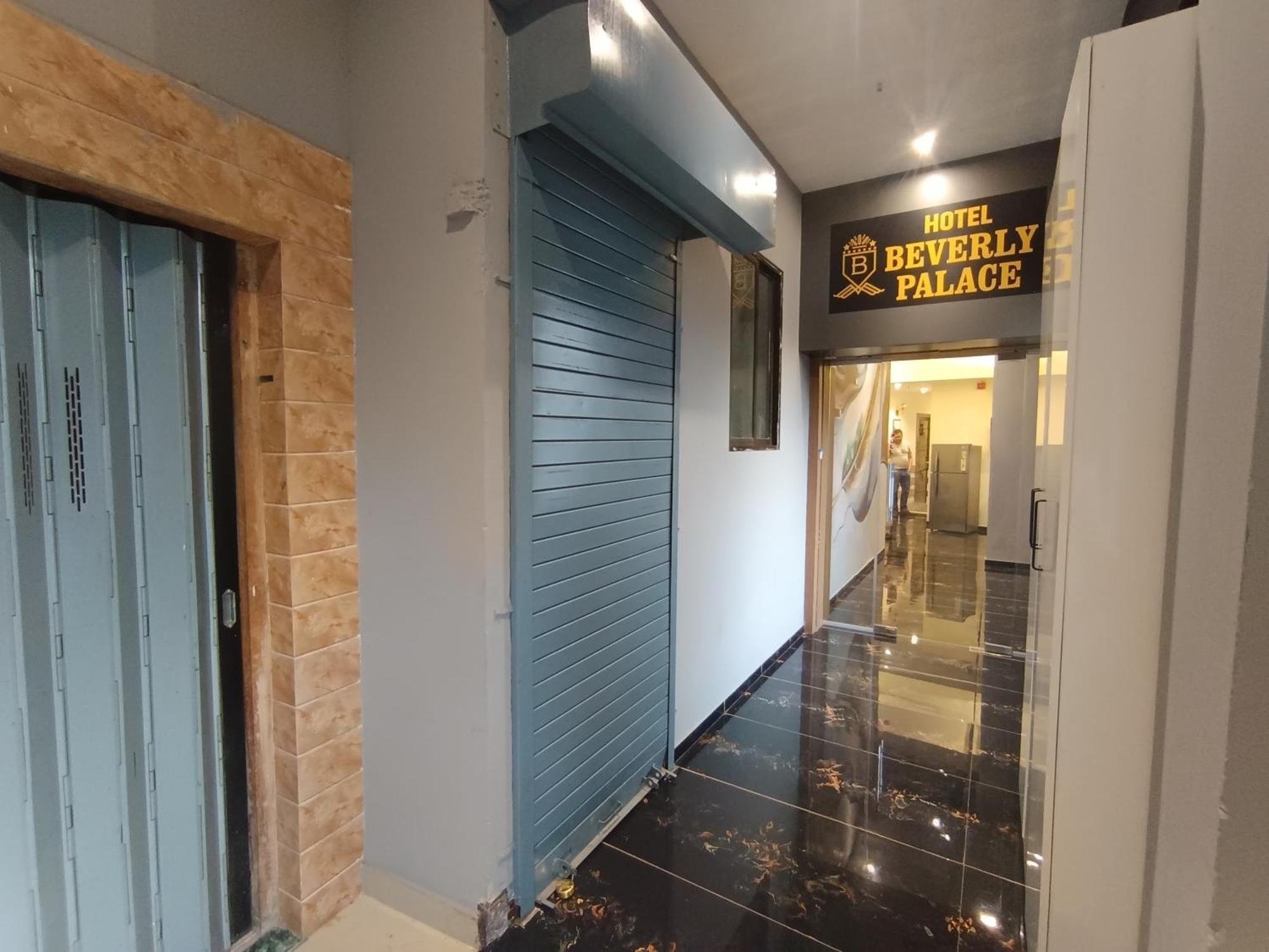 Hotel Beverly Palace Santacruz - Near Bkc - Mumbai Airport T1 Ngoại thất bức ảnh